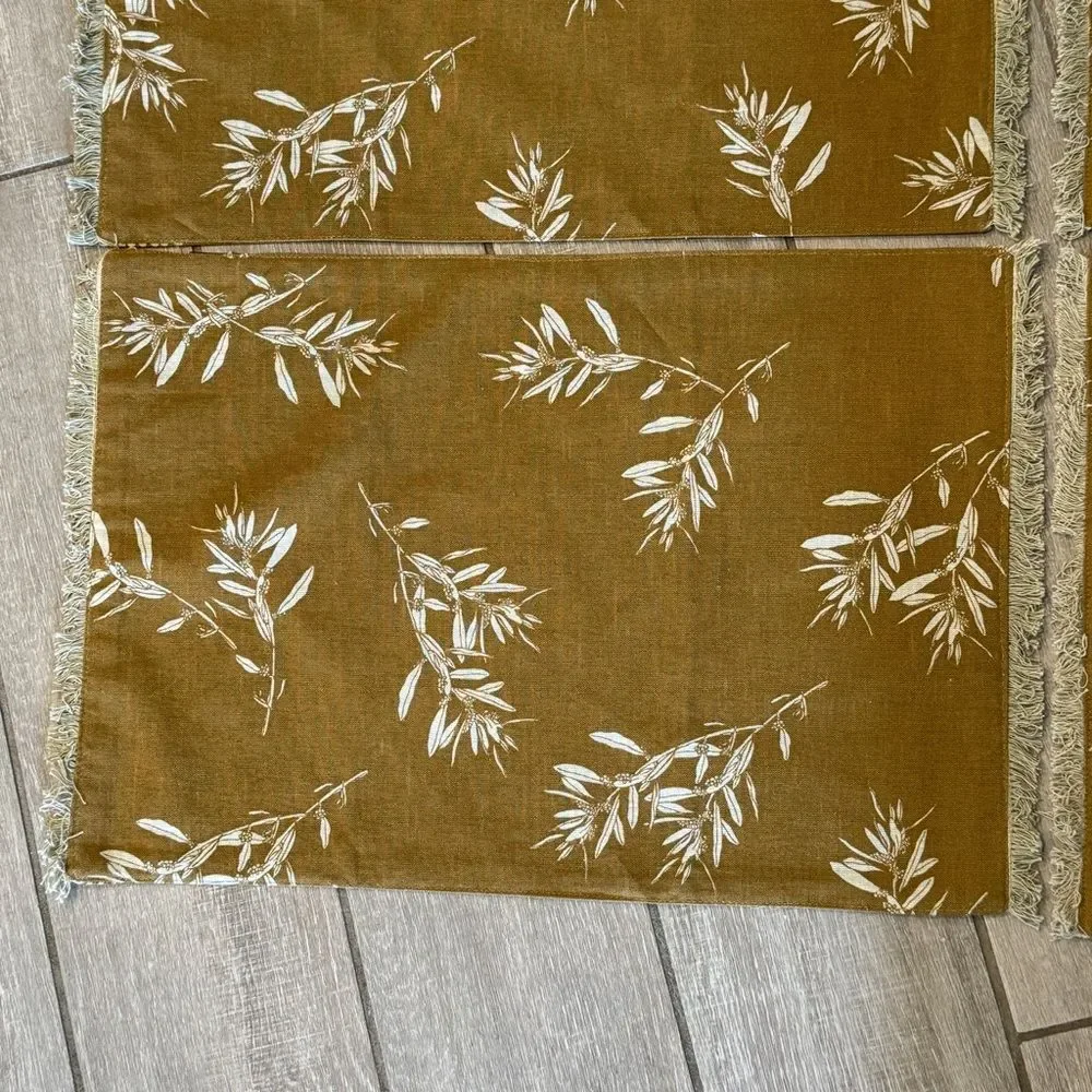 4 Tan & White Botanical Fabric Placemats